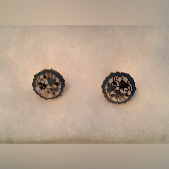 Vintage mini triquetra Cloisonné Earrings Studs - Picture 4 of 7